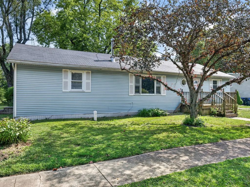 637 S Outer Drive, Wilmington