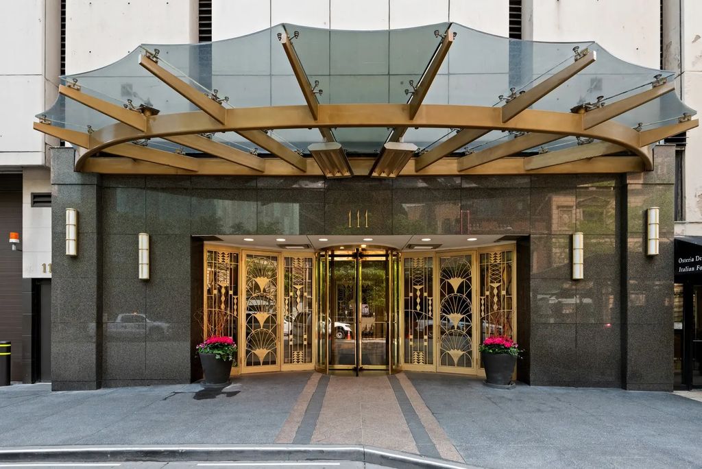 111 E Chestnut Street 16j, Chicago
