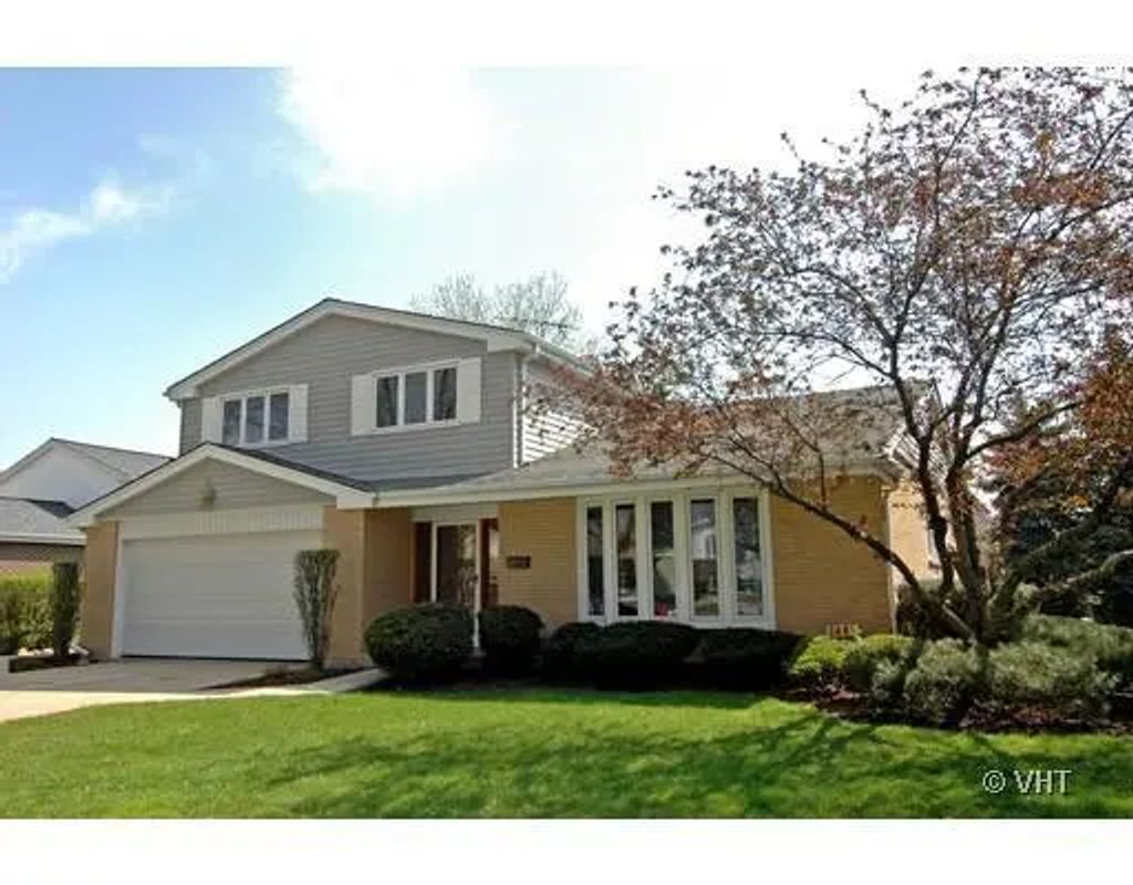 2603 N Forrest Lane, Arlington Heights