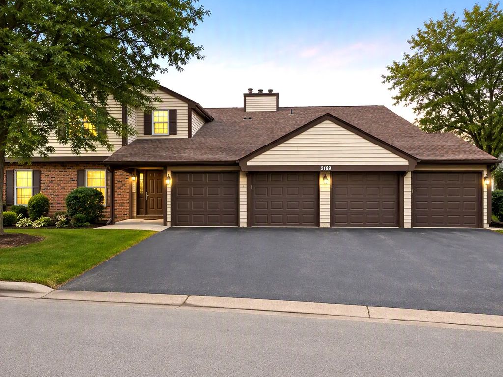 2169 Sunderland Court 201b, Naperville