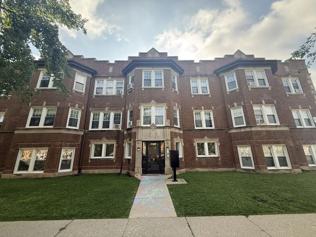 1941 S Kenilworth Avenue 1n, Berwyn