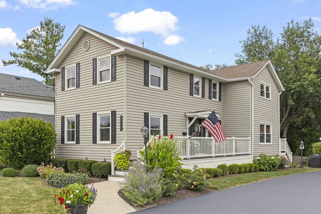 1511 Avery Avenue, Wheaton
