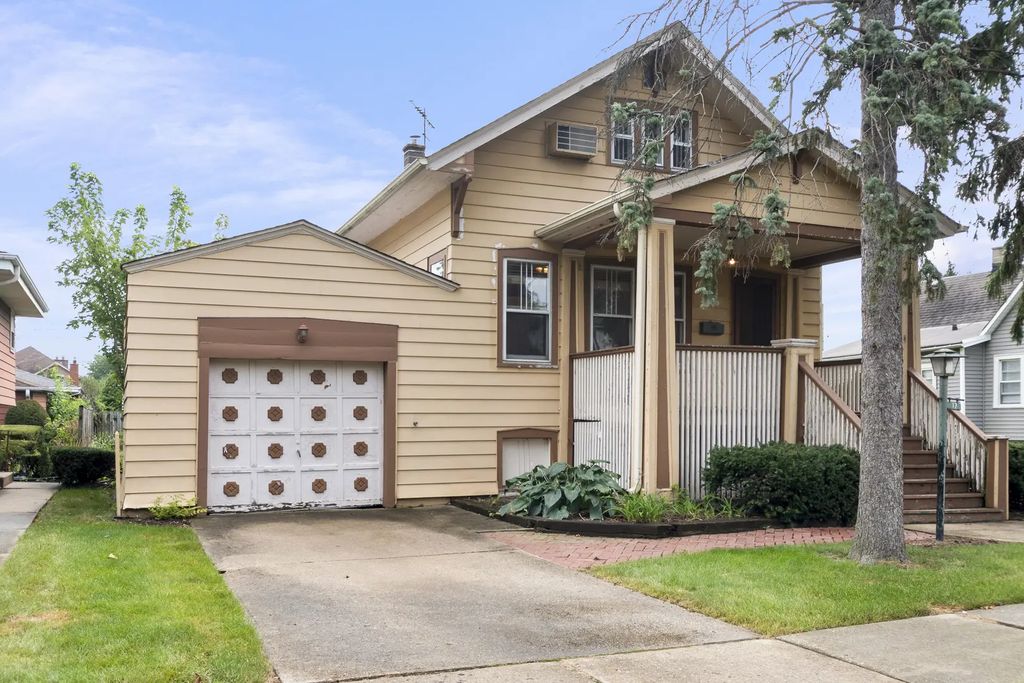 17 N Chester Avenue, Park Ridge