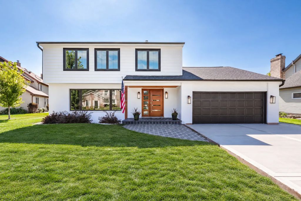 6071 Mill Bridge Lane, Lisle