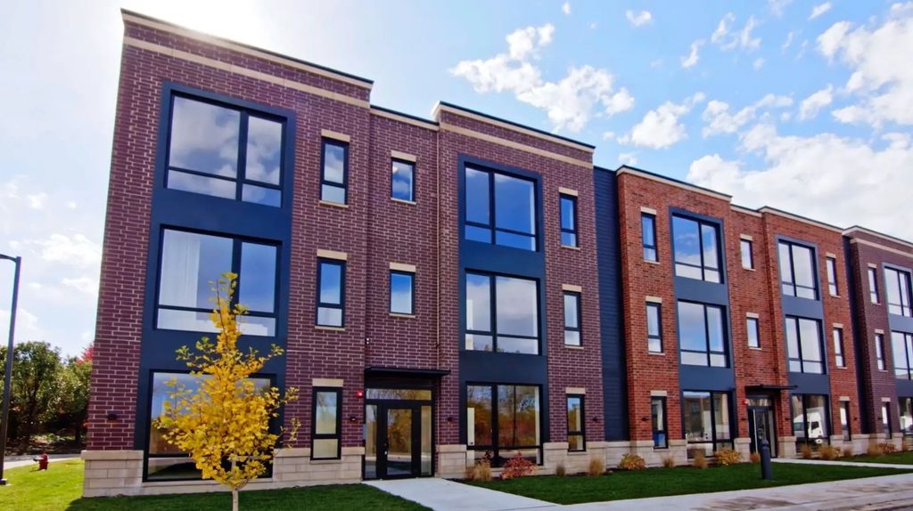 290 Stonington Drive 301, Bloomingdale