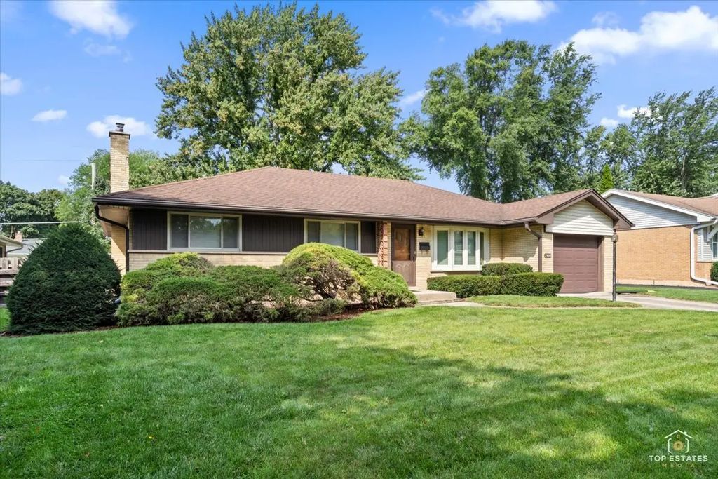1420 N Hickory Avenue, Arlington Heights