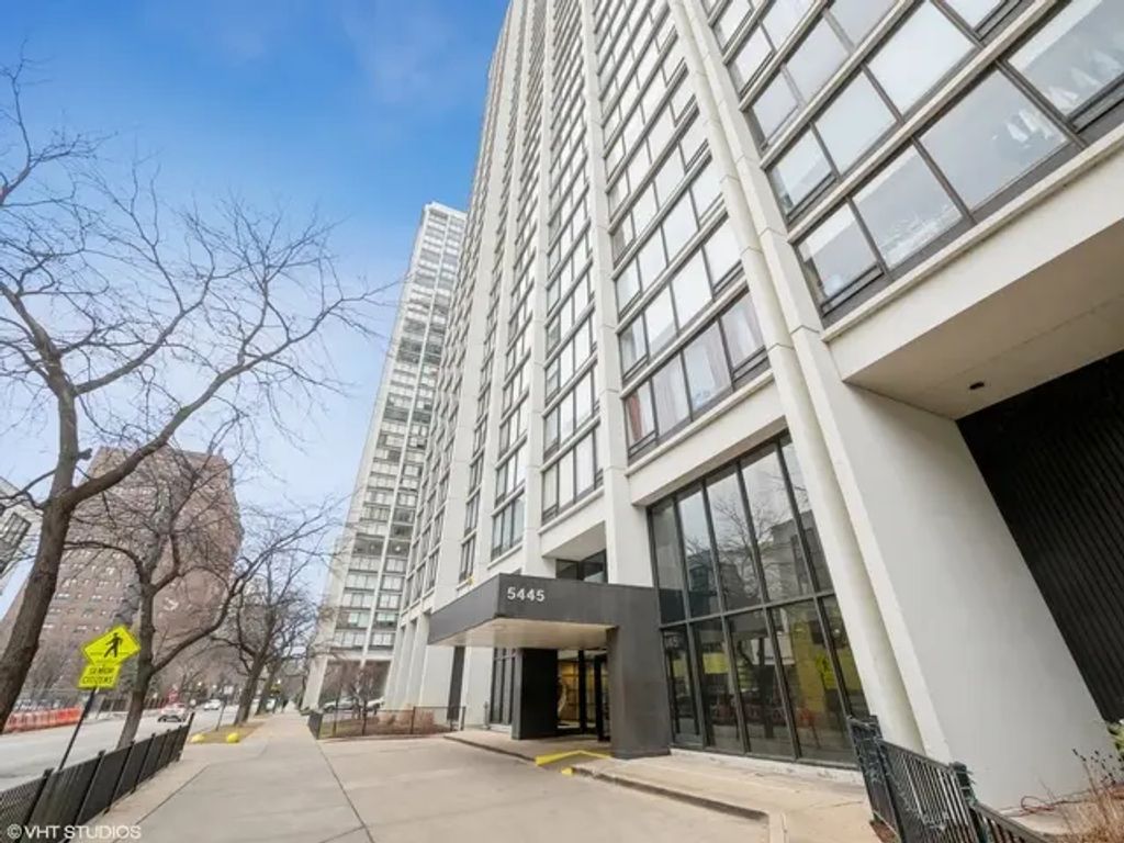 5445 N Sheridan Road 2204, Chicago, 60640