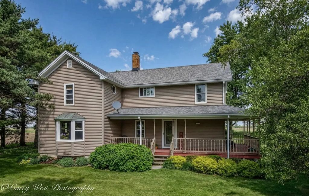 15750 Somonauk Road, DeKalb
