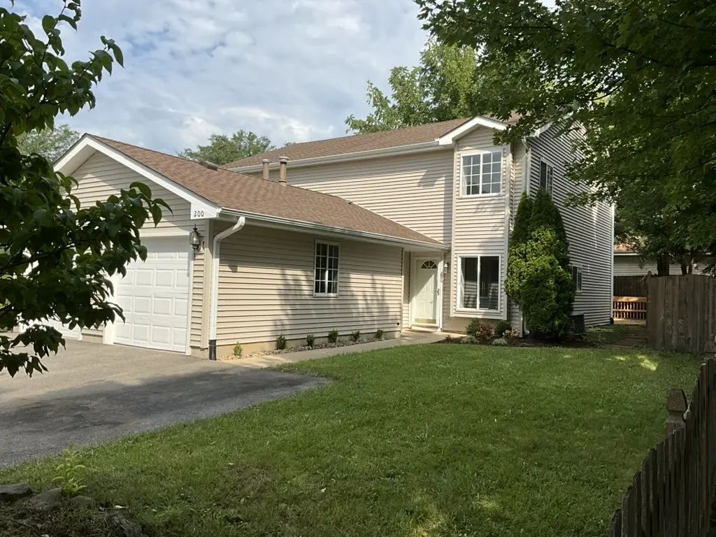 200 Glen Street, Grayslake