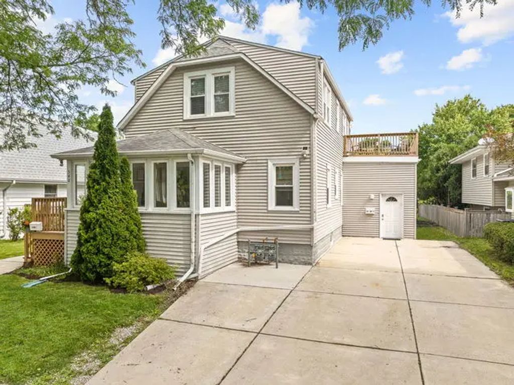 548 Prairie Avenue 2, Downers Grove