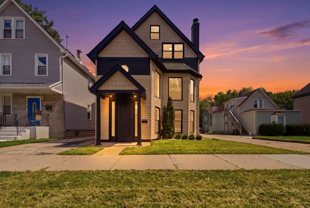 4305 N Mobile Avenue, Chicago, 60634