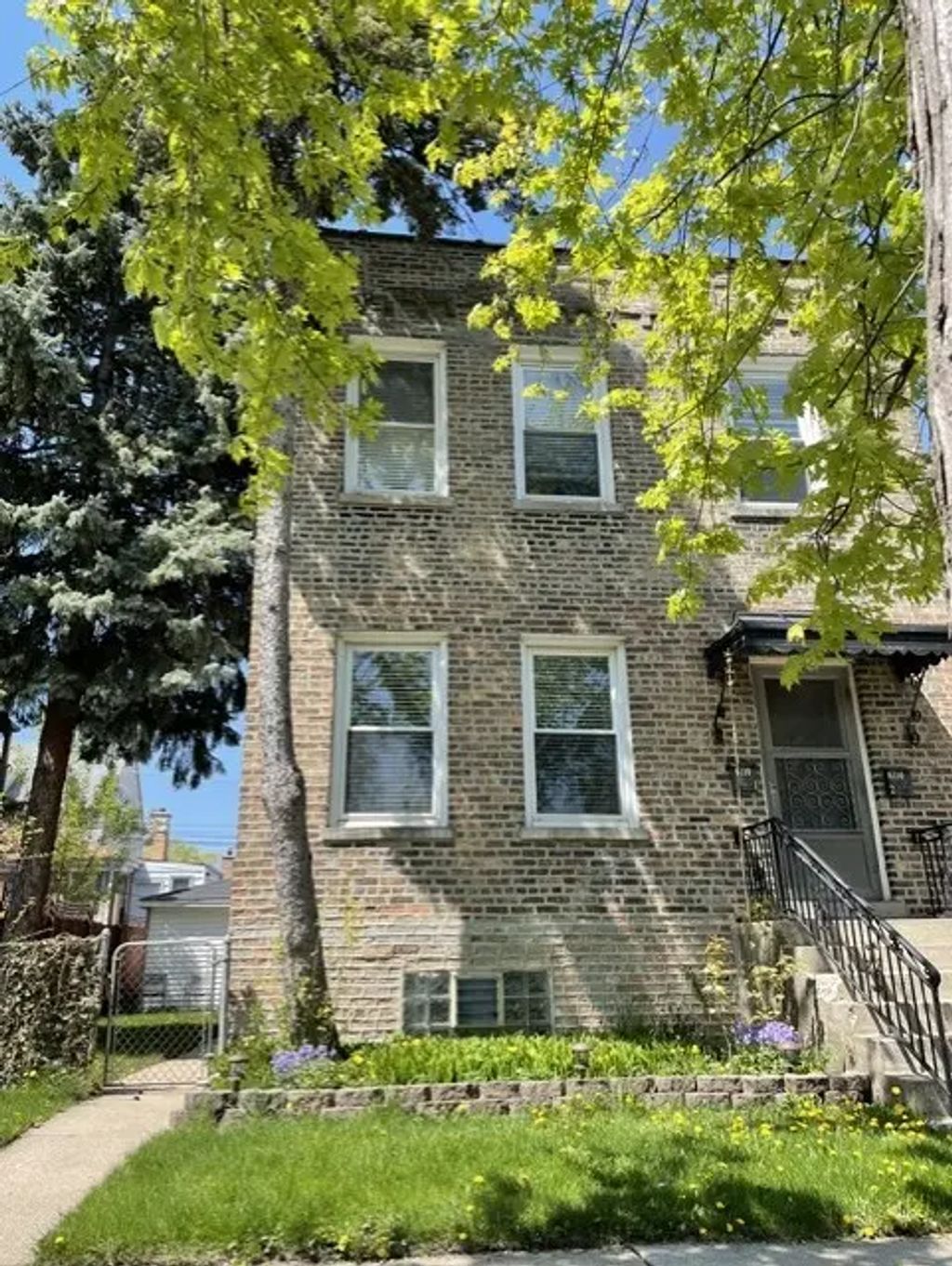 6110 N Albany Avenue 1, Chicago