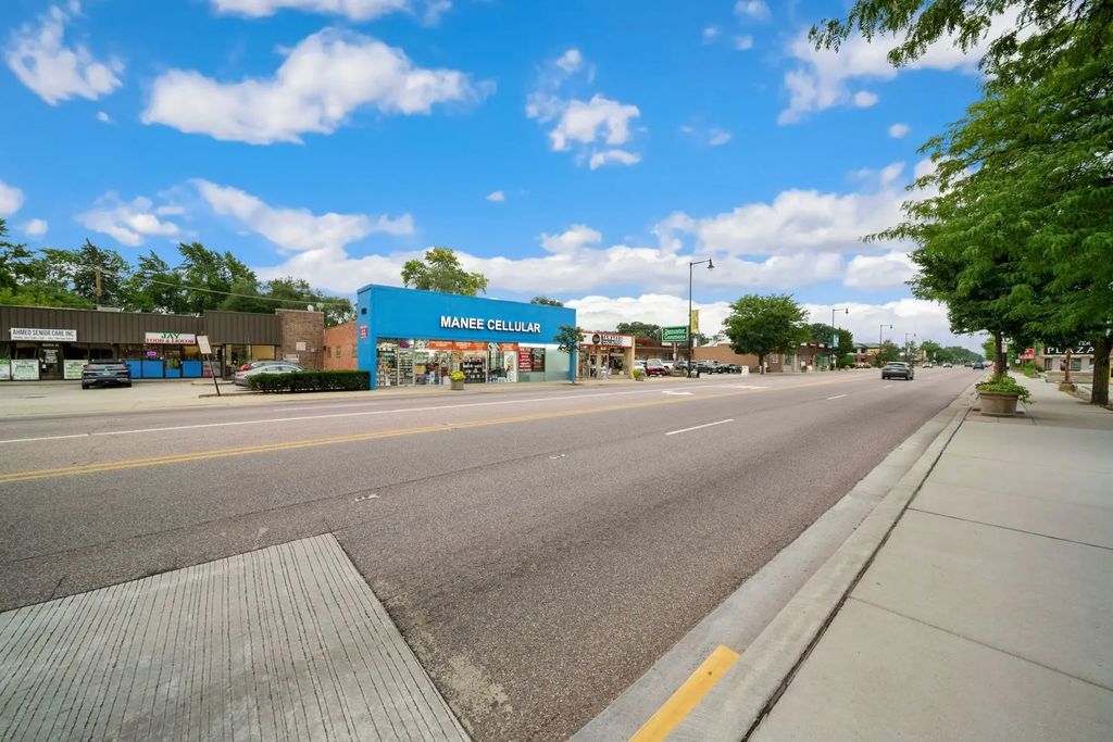6009 Dempster Street, Morton Grove