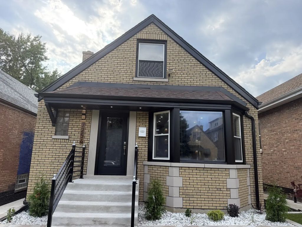 7254 S Talman Avenue, Chicago