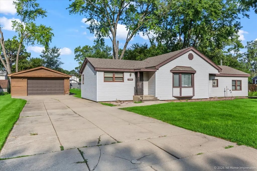 10334 S 74th Avenue, Palos Hills
