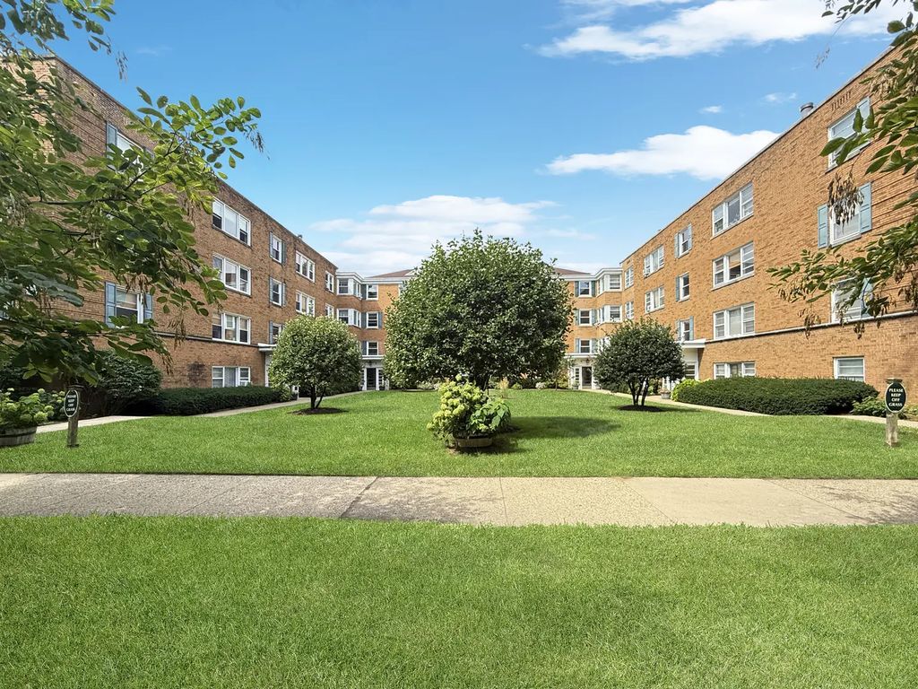 520 Michigan Avenue 1w, Evanston, 60202