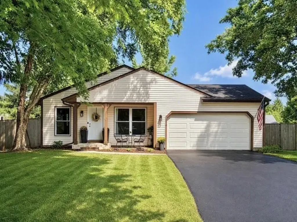 347 Danbury Drive, Naperville