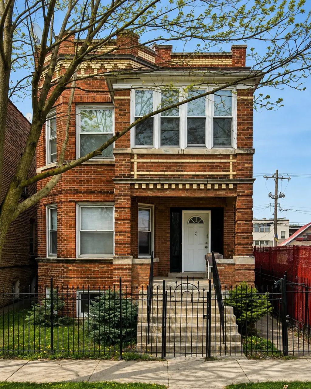 1140 N Waller Avenue, Chicago, 60651