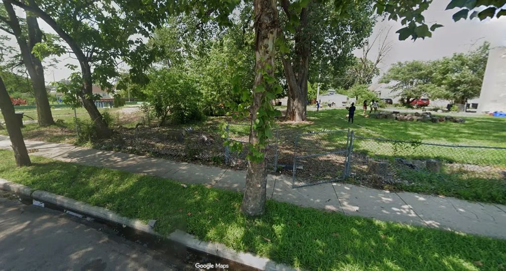 1326 W 74th Street, Chicago