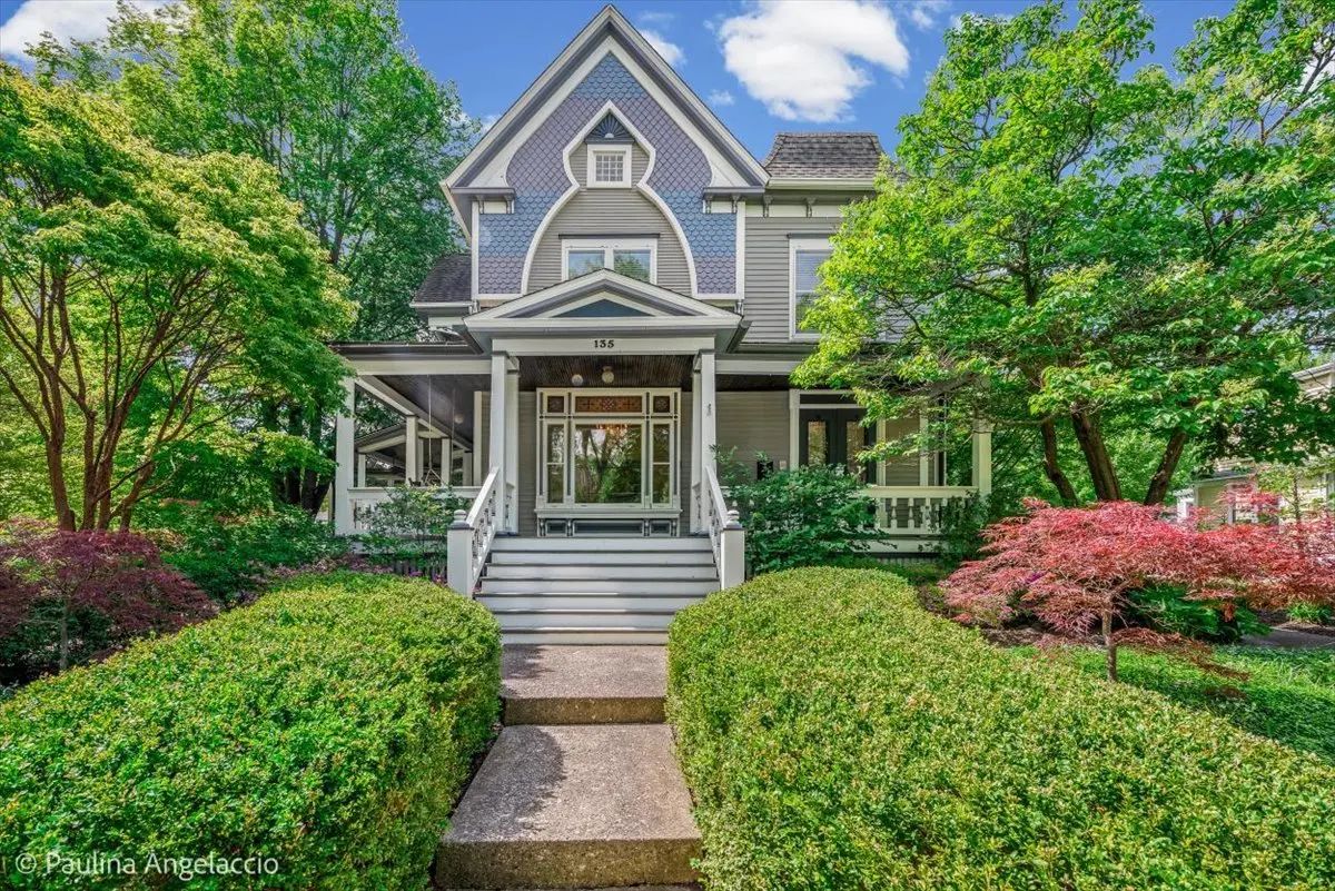 Photo of Listing #12749133