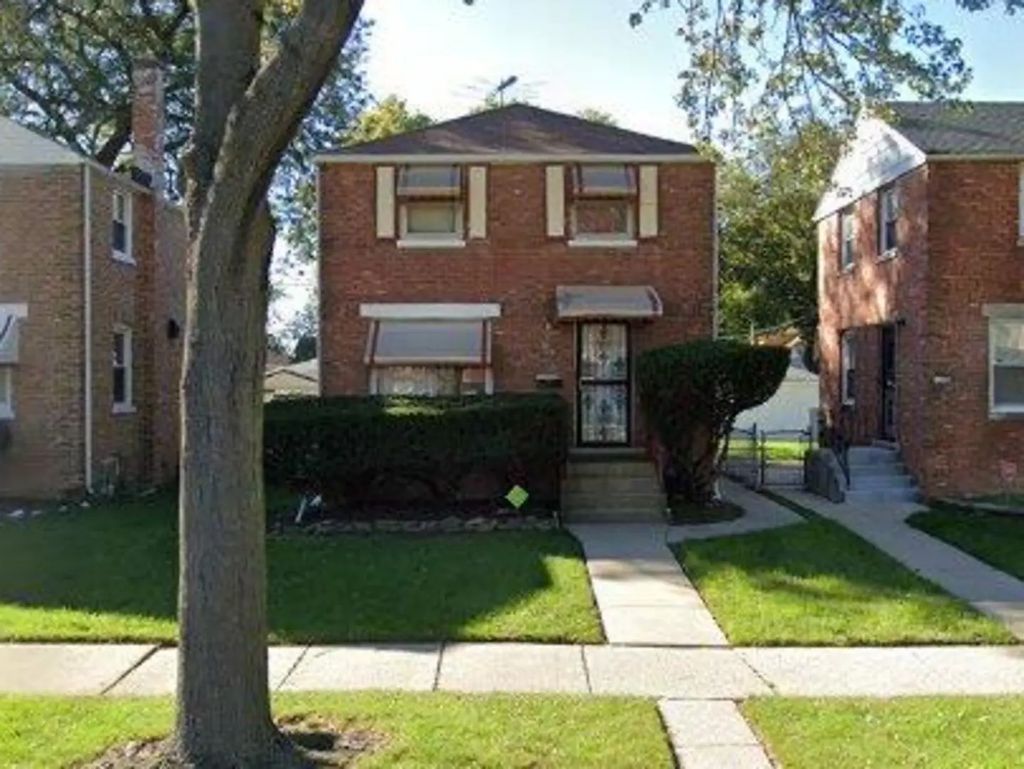 2016 S 23rd Avenue, Broadview