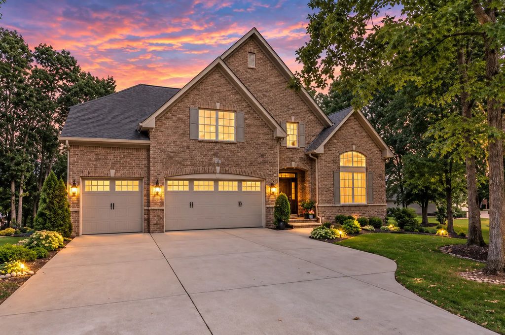 1657 Hickory Drive, Hoffman Estates