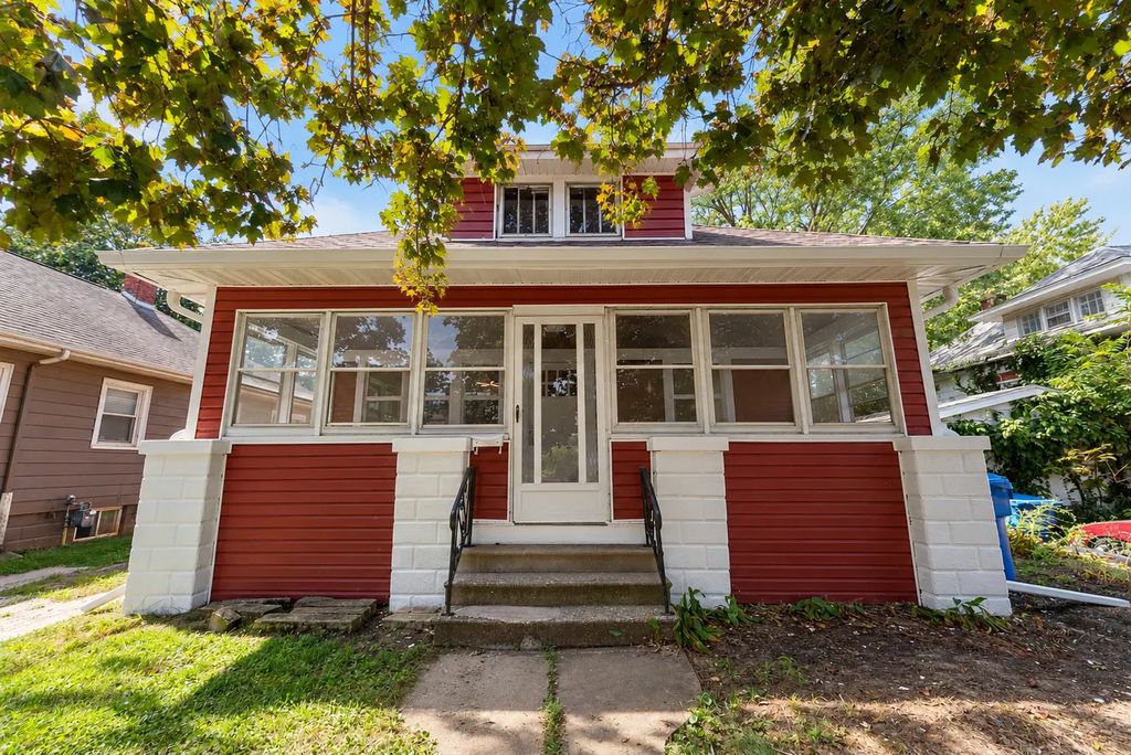 417 48th Street, Moline