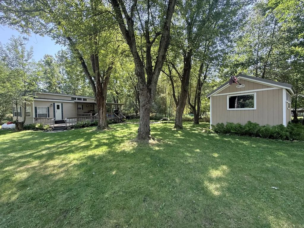 29-29 Woodhaven Lakes, Sublette