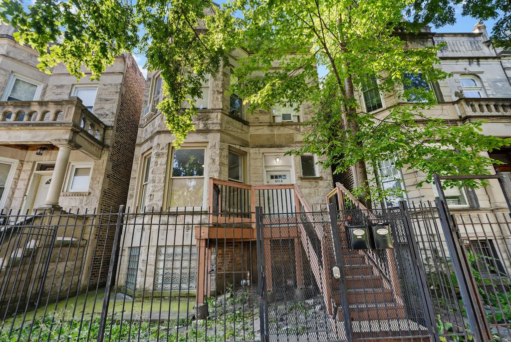 4319 W Jackson Boulevard, Chicago