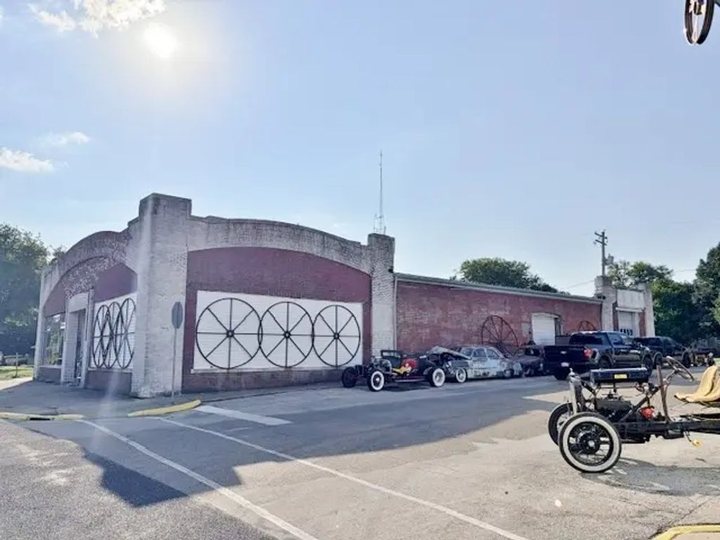 201 E Exchange Street, Danvers