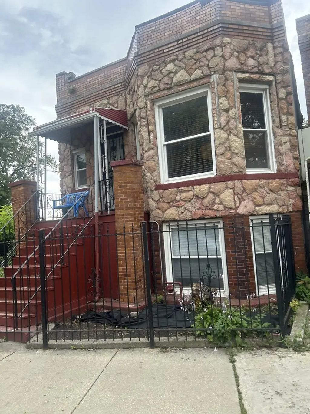 4041 W 5th Avenue, Chicago
