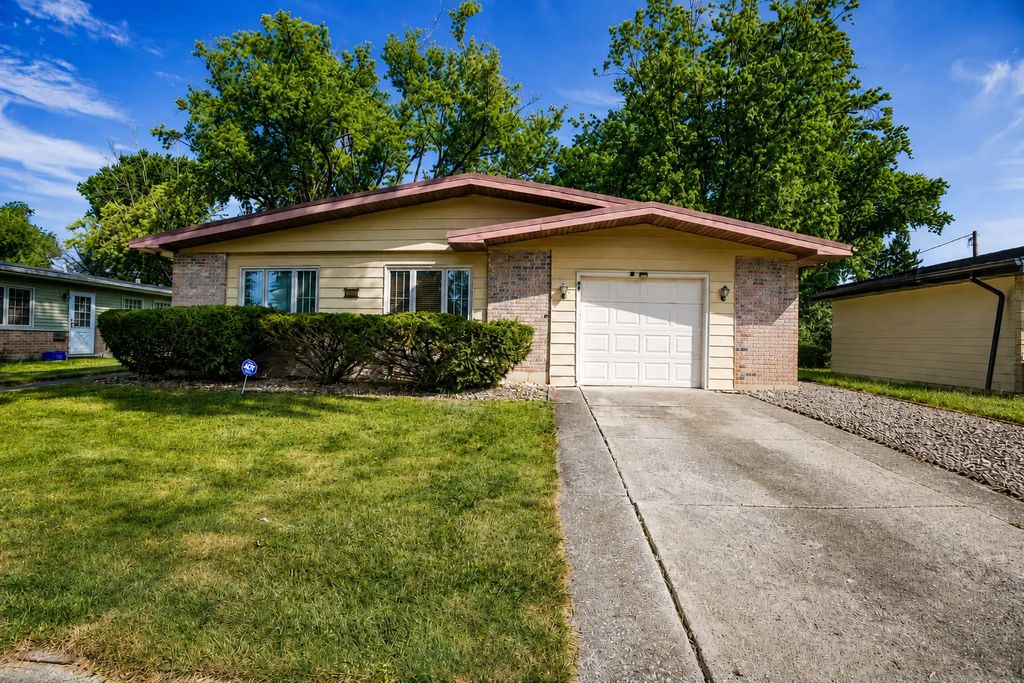 322 Sioux Street, Park Forest
