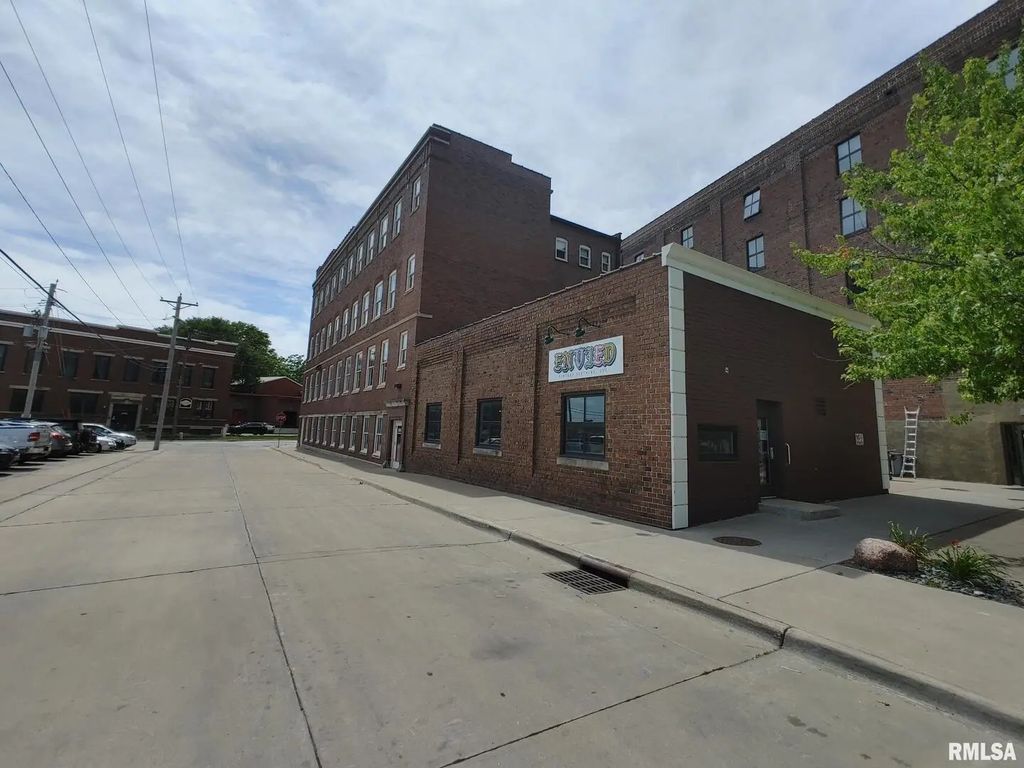 800 Isabel Bloom Way 3-101, Davenport