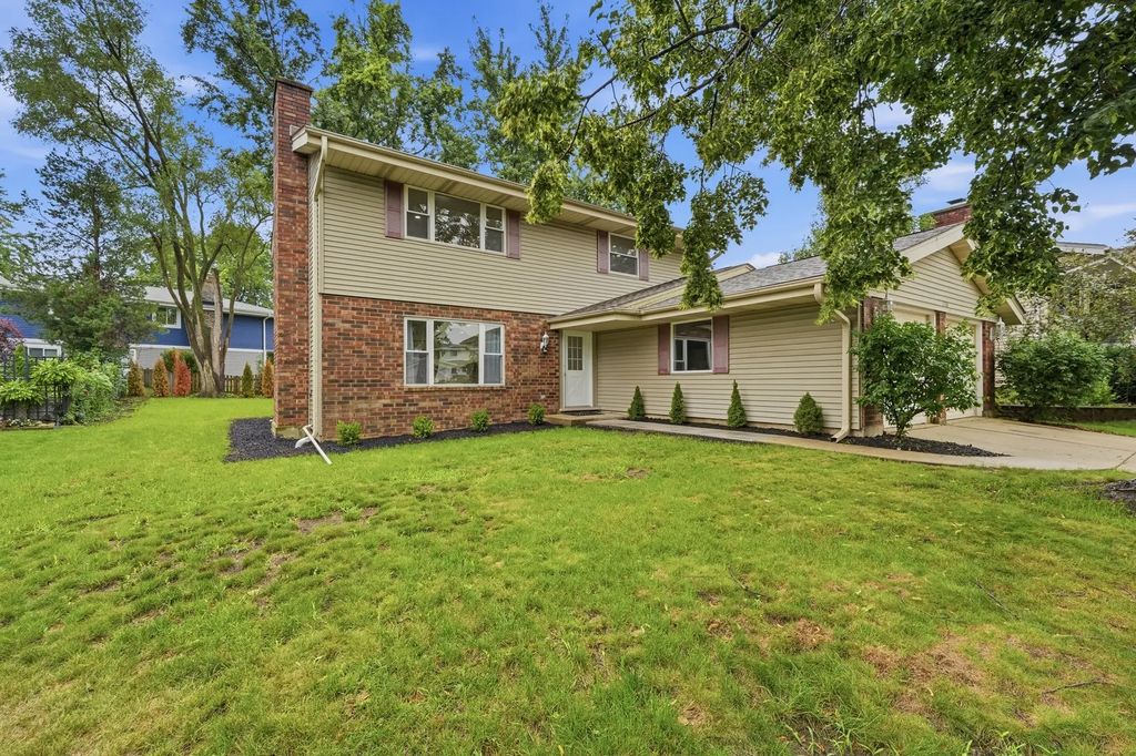 1134 Pinehurst Lane, Schaumburg