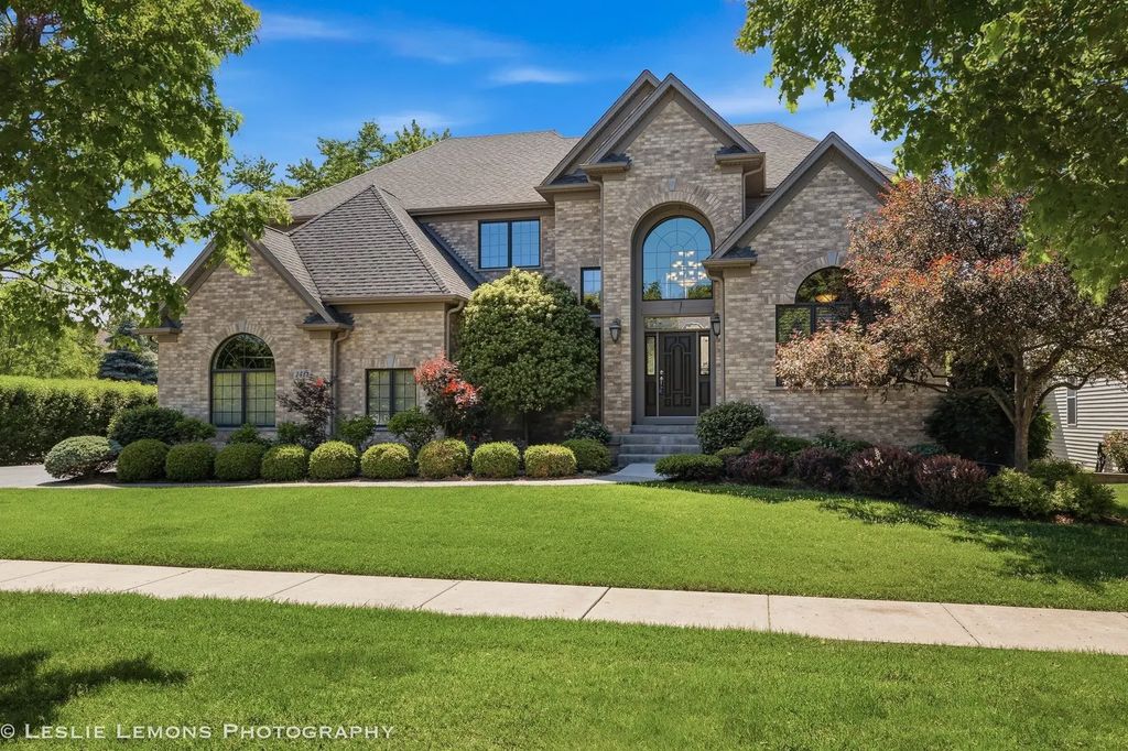 1411 Hatchwood Court, Naperville