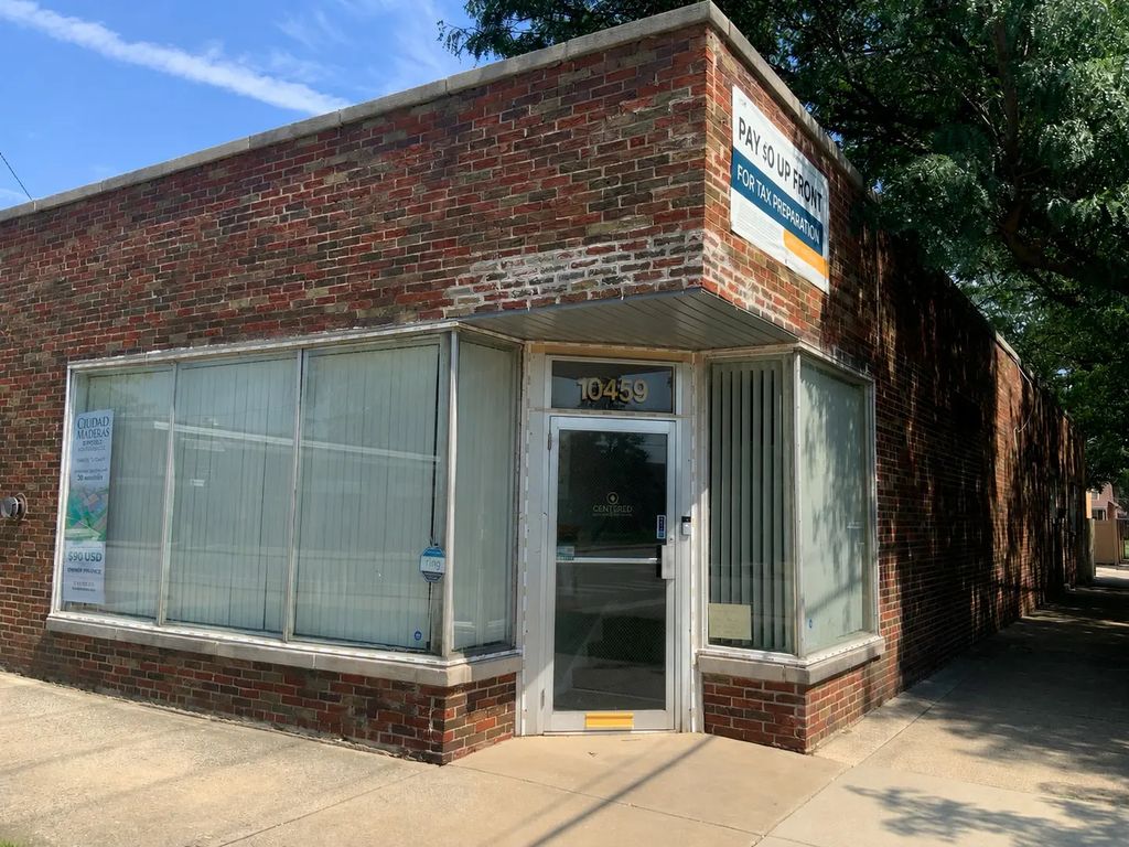 10459 S Kedzie Avenue, Chicago