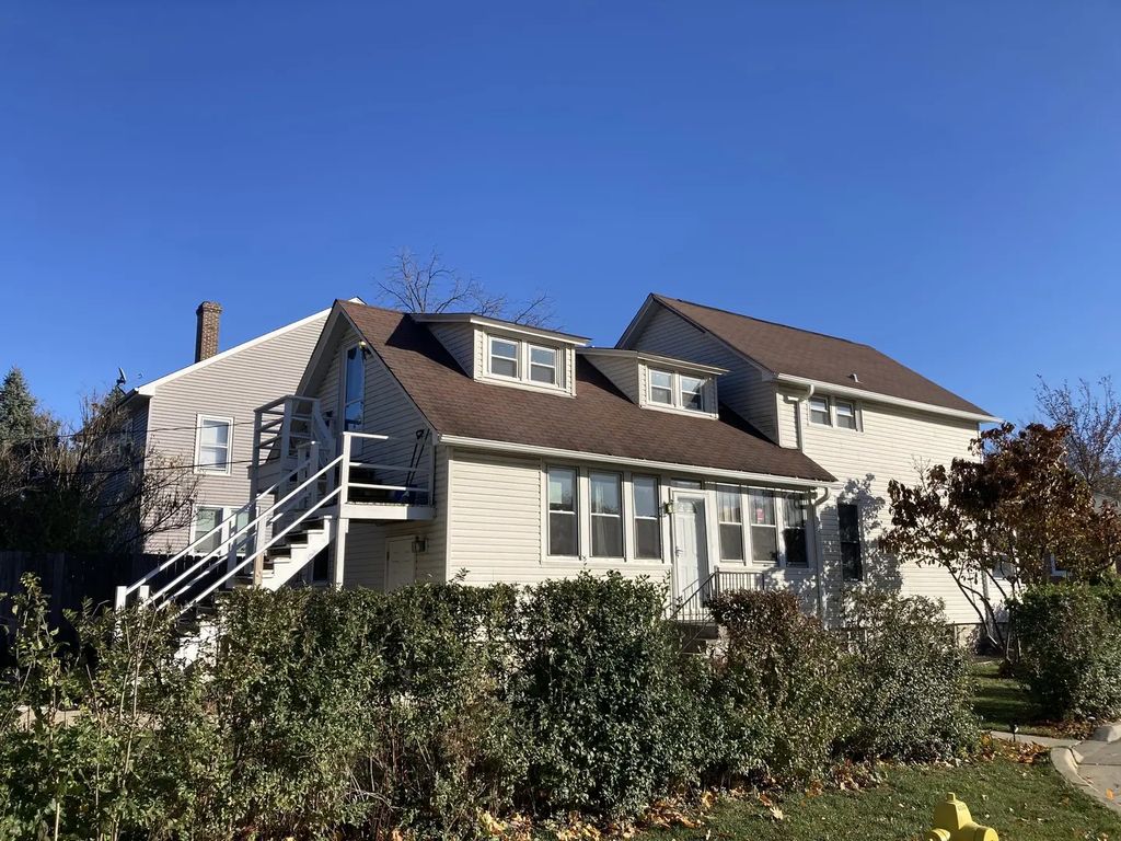 5425 Webster Street 2, Downers Grove