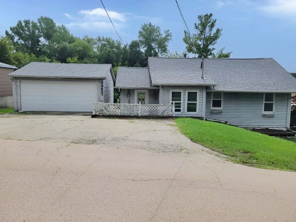 24857 W North Road, Lake Villa