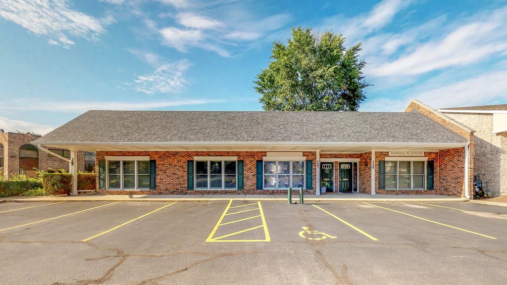 325 W Maple Street, New Lenox