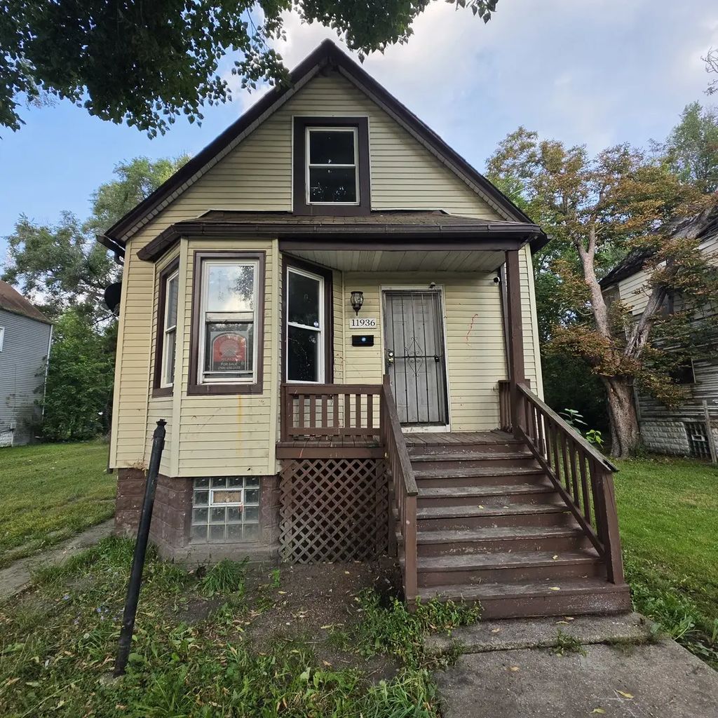 11936 S Prairie Avenue, Chicago, 60628