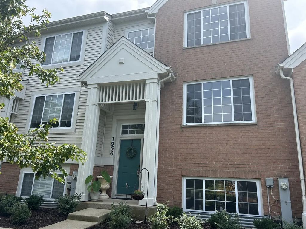 1956 Concord Drive, McHenry