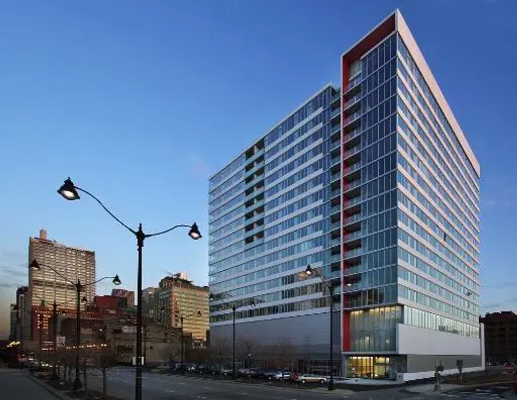 659 W Randolph Street 1709, Chicago, 60661