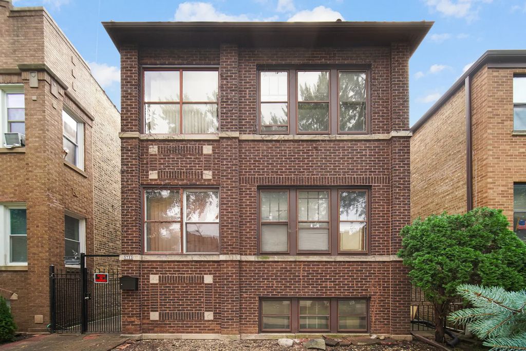 5753 N Washtenaw Avenue, Chicago, 60659