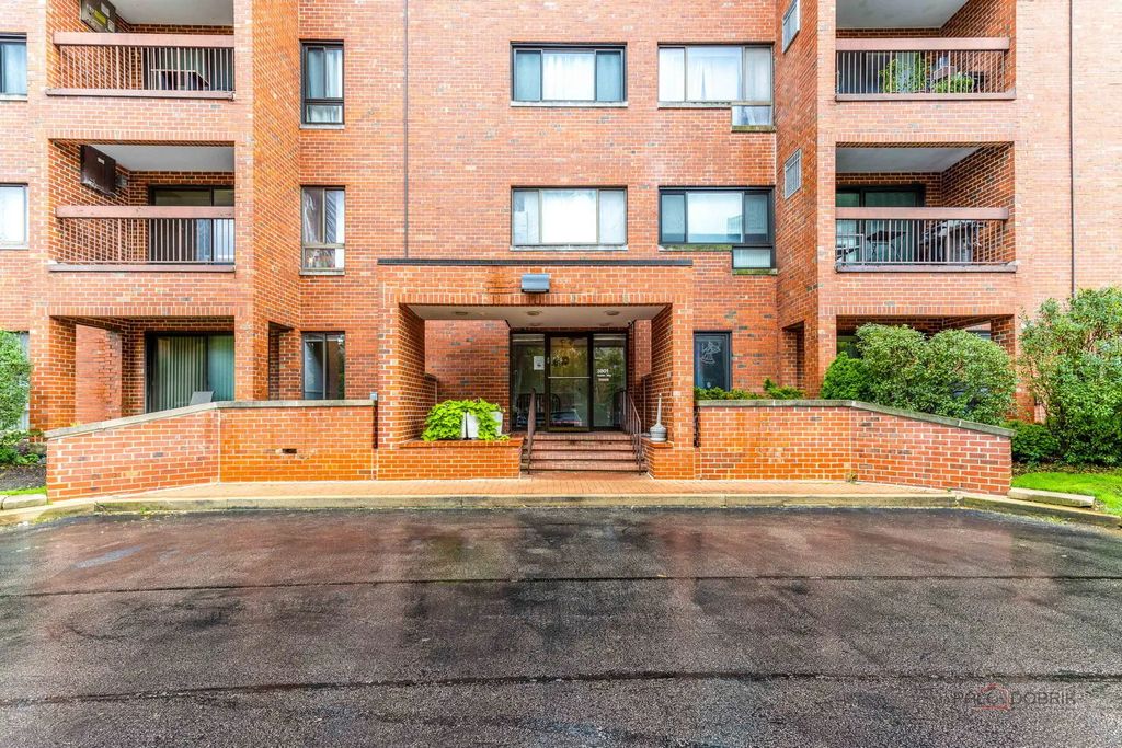 3801 Appian Way 205, Glenview