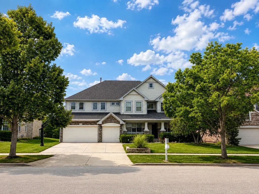 1700 Saint Andrew Drive, Vernon Hills