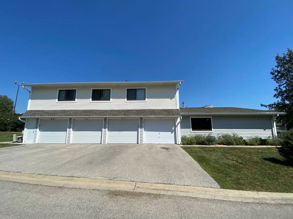 333 Regatta Point, Schaumburg