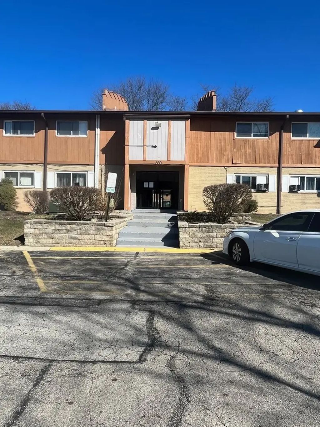 860 E Old Willow Road 139, Prospect Heights
