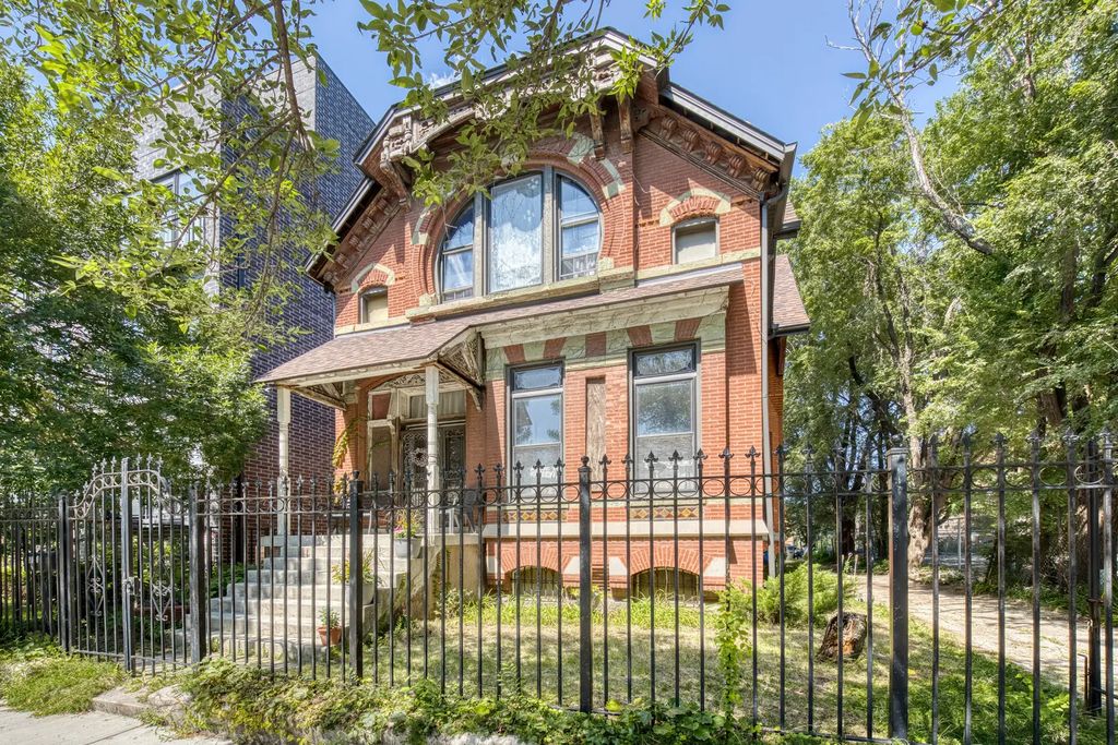 2050 W Monroe Street, Chicago, 60612