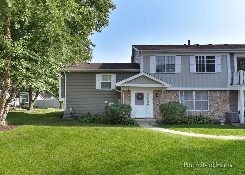 1618 Timber Trail 11c, Wheaton, 60189