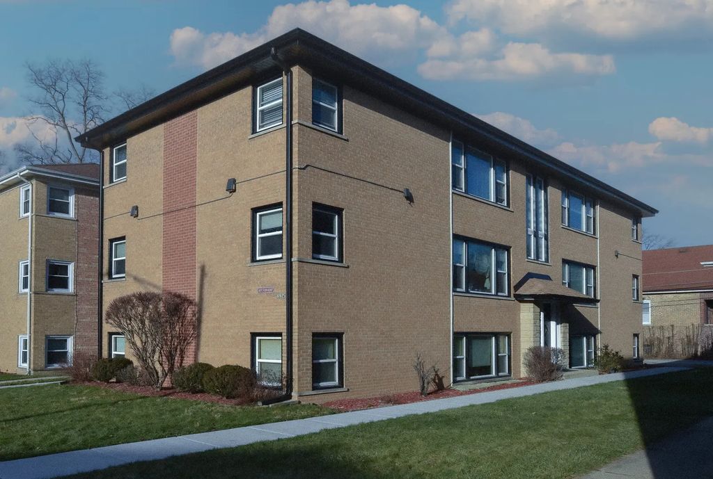 6925 N Rosemary Lane 3e, Niles
